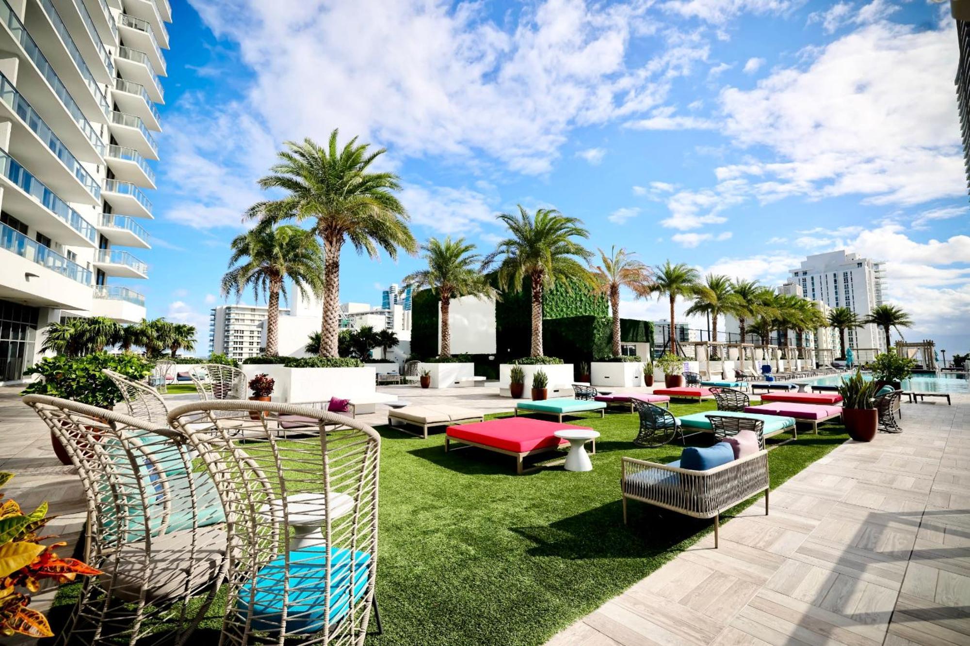 Diamond In The Sky Villa Hollywood Kültér fotó